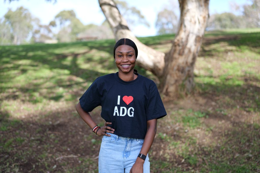 T Shirt - Women "I Love ADG"